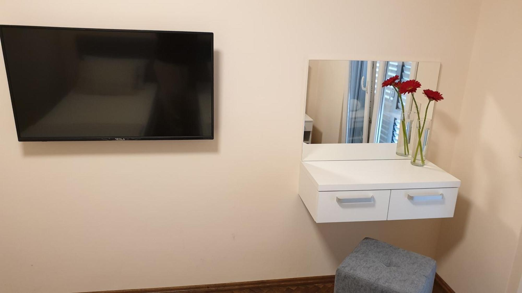 Apartments And Rooms With Parking Space Hvar - 15378 Hvar Town Pokoj fotografie
